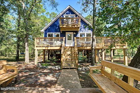 510 River Birch Rd Burgaw, NC 28425