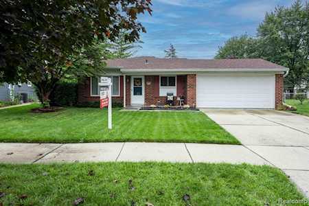 6570 Sturbridge Ln Canton Twp, MI 48187