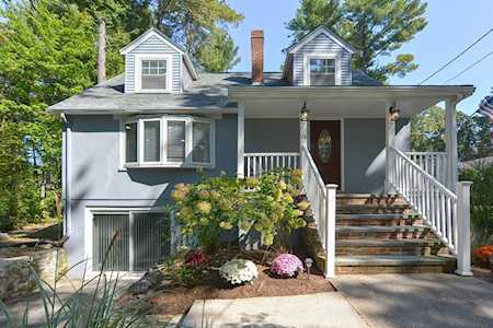16 Cross St Hopkinton, MA 01748