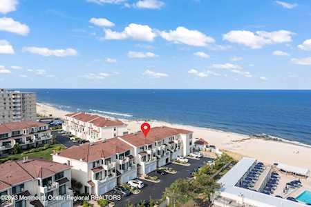 16 Waterview Long Branch, NJ 07740