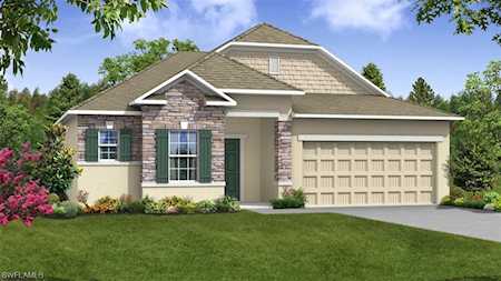 8800 Cascade Price Circle North Fort Myers, FL 33917