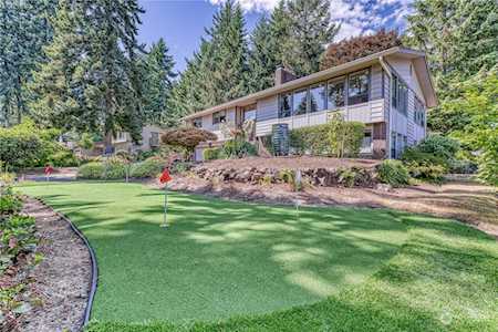 1301 Aqua Vista Dr NW Gig Harbor, WA 98335