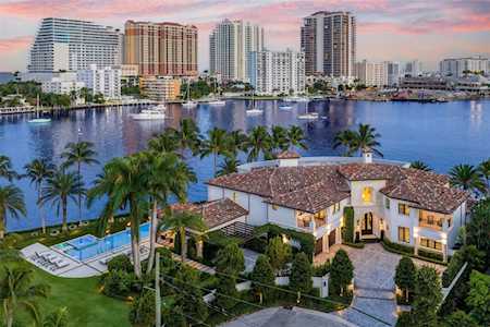 2724 Sea Island Dr Fort Lauderdale, FL 33301