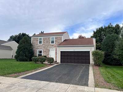 1640 Glacier Parkway Algonquin, IL 60102