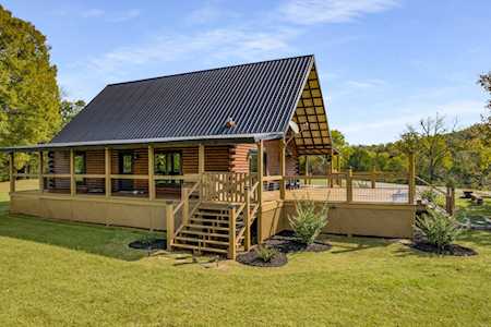 1202 Puckett Rd Watertown, TN 37184