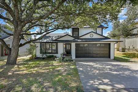 8401 Spring Valley DR Austin, TX 78736