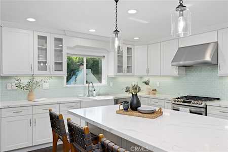 3036 Ceylon Rd Costa Mesa, CA 92626