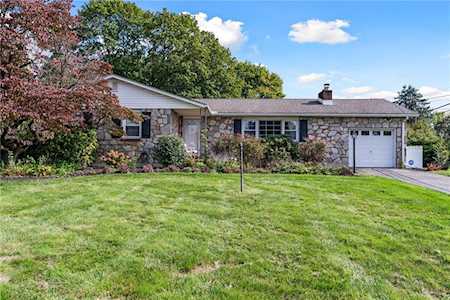 3534 Chesterfield Ln Bethlehem, PA 18017