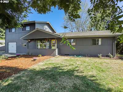 511 Flint WAY Vancouver, WA 98664