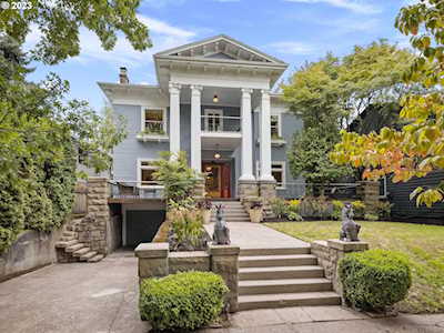 1525 SE 22nd AVE Portland, OR 97214