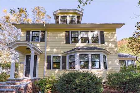 756 Veterans Memorial Parkway East Providence, RI 02914