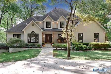 386 NW Springhill Road Huntsville, AL 35806