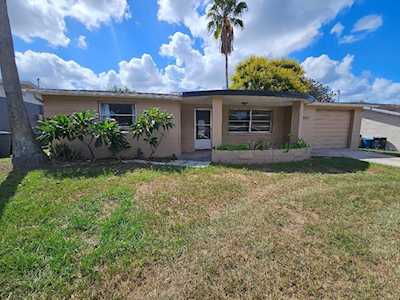 5252 Seahorse Dr New Port Richey, FL 34652