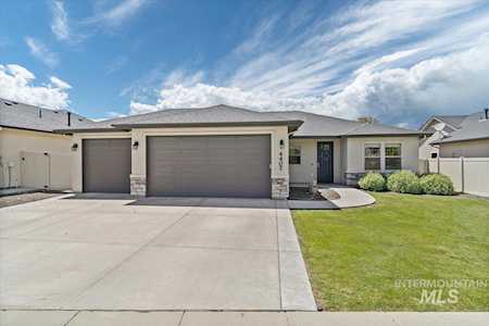 4407 S Lava Springs Loop Nampa, ID 83686