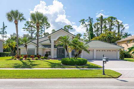 521 Cypress Crossing Wellington, FL 33414