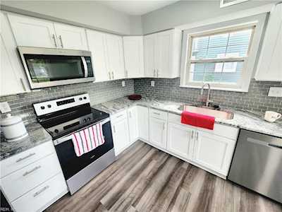 5948 Buckminister Ln Virginia Beach, VA 23462