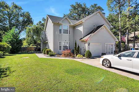 214 Foxboro Dr Glassboro, NJ 08028