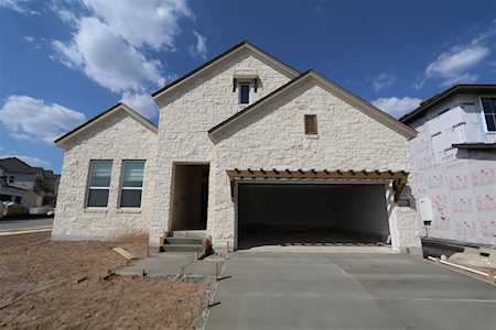 374 Kings Pine DR Dripping Springs, TX 78620
