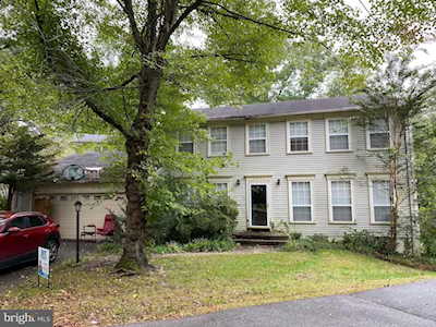 3491 Mount Burnside Way Woodbridge, VA 22192