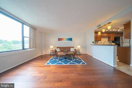 4600 Duke St #616 Alexandria, VA 22304