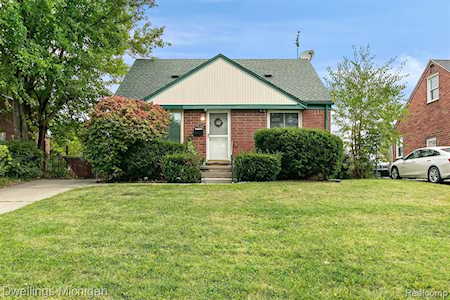 1487 Colonial Dr Inkster, MI 48141