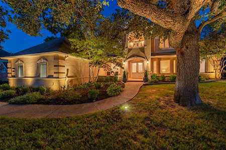 1227 Strathmore Drive Southlake, TX 76092