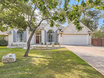 6409 Nusser LN Austin, TX 78739