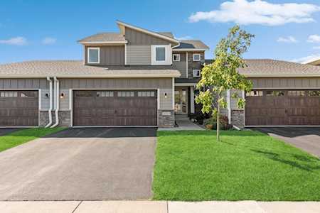 10899 Retreat Lane Woodbury, MN 55129
