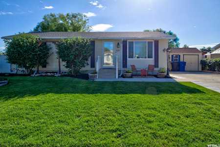 5235 S Kinsmen Cir W Kearns, UT 84118