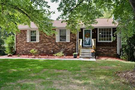 255 N Wessington Pl Hendersonville, TN 37075