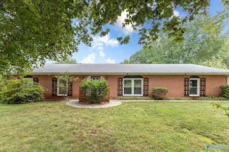 319 Plantation Drive Meridianville, AL 35759