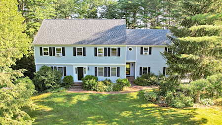 22 Winterhaven Dr Orono, ME 04473