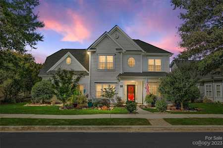 1002 Triple Crown Dr Indian Trail, NC 28079