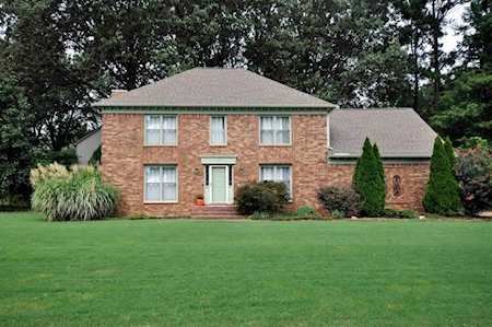 599 Queen Oak St Collierville, TN 38017