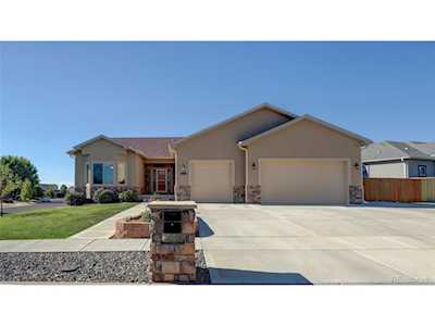 4092 Harvest Ln Brighton, CO 80601