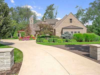 516 Ridgemoor Dr Willowbrook, IL 60527
