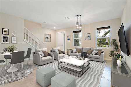 1040 Eucalyptus Dr #3 Hollywood, FL 33021