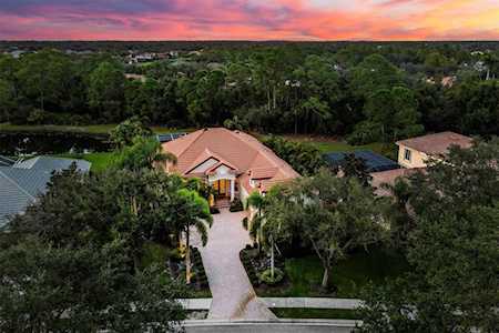 9603 Royal Calcutta PLACE Bradenton, FL 34202