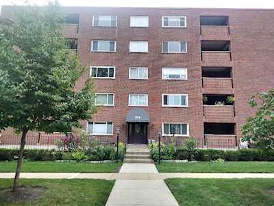 214 N Pine Ave #2D Arlington Heights, IL 60004
