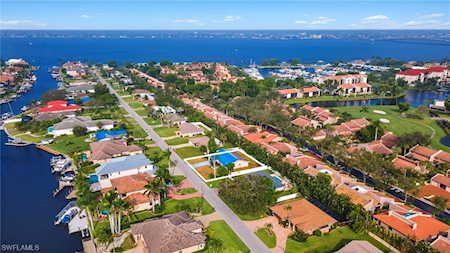 959 N Town And River Dr Fort Myers, FL 33919