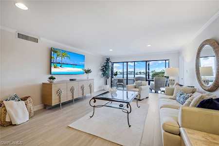 3430 N Gulf Shore Blvd #2E Naples, FL 34103