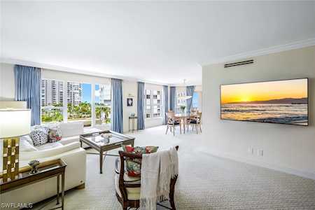 4451 N Gulf Shore Blvd #703 Naples, FL 34103