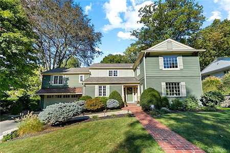 69 E Thruston Boulevard Oakwood, OH 45409