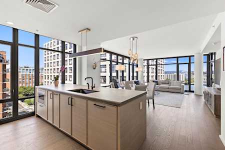 1425 Hudson St #10E Hoboken, NJ 07030