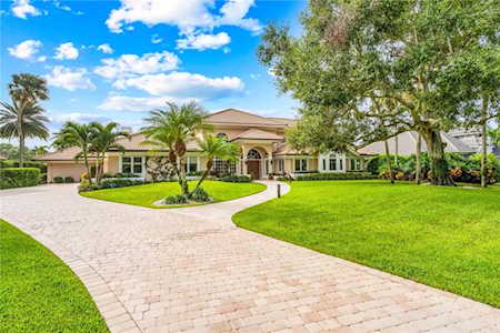 740 Lagoon Rd Vero Beach, FL 32963