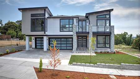 1415 N 24th St Renton, WA 98056