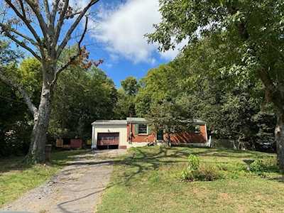 4945 Packard Dr Nashville, TN 37211