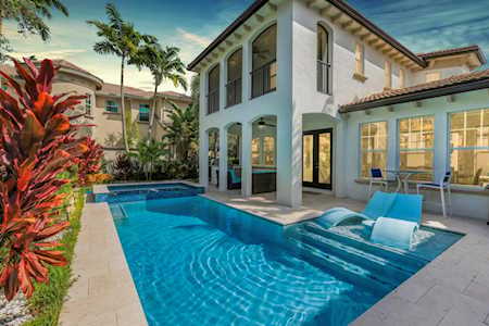 849 Madison Court Palm Beach Gardens, FL 33410