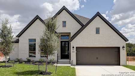 1018 Quemada Ranch San Antonio, TX 78245