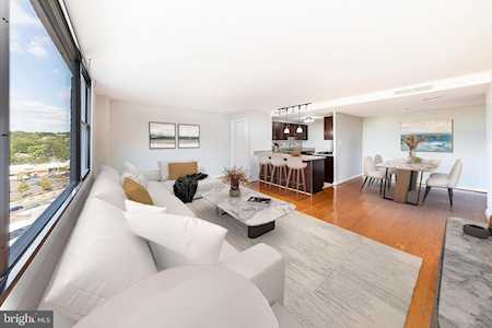 4600 Duke St #1316 Alexandria, VA 22304